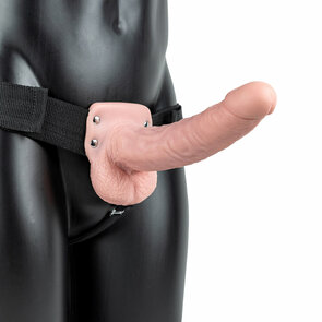 Vibrerende Holle Strap-On met Ballen - 9 / 23 cm