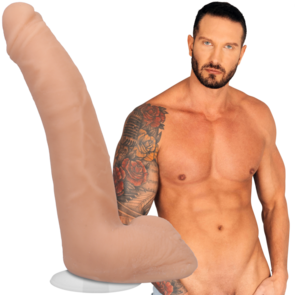 Quinton James - Realistic ULTRASKYN Dildo - 9.5 / 24 cm